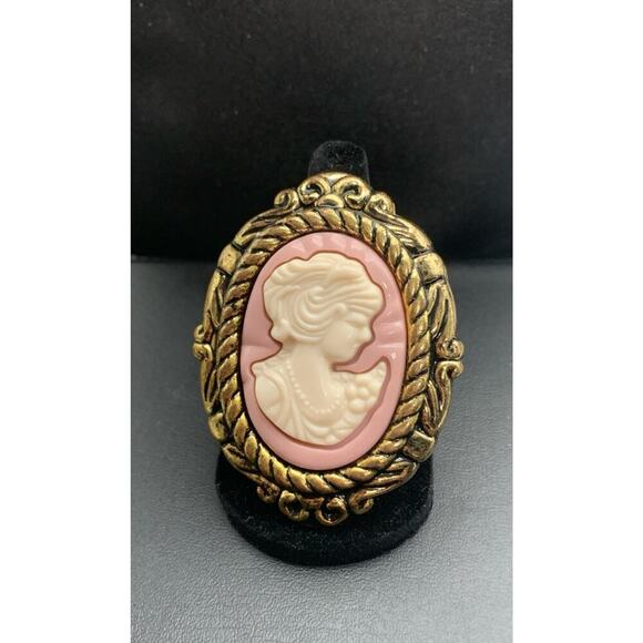 Large Statement Resin / Plastic Cameo Handmade Ring Size 7 Adjustable - Picture 1 of 5
